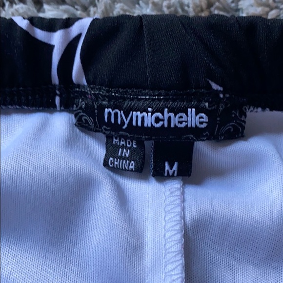 Cute Lined Halter Black and White Floral Dress - Picture 4 of 6